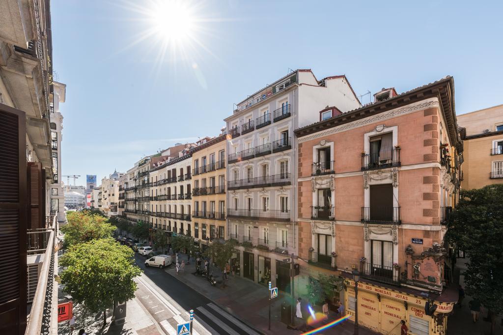 Apartamentos Madrid Centro W 外观 照片